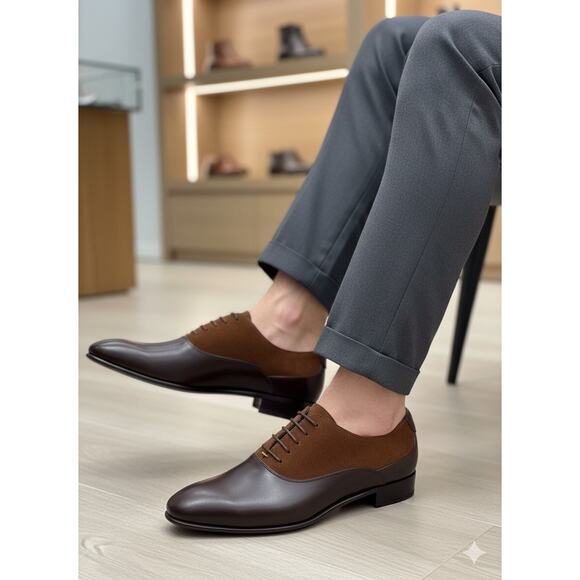 Gucci Men Lace up oxford shoe in double G Dark brown leather Size 8.5 main image 11